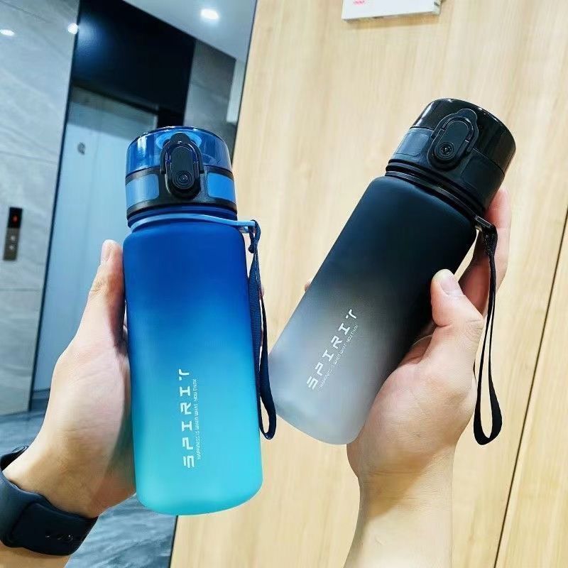 Garrafa de Água Desportiva de Grande Capacidade – Resistênte ao Calor, Portátil e Colorida